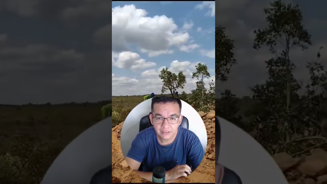 PROSPECTORS IN AN OPEN-PIT MINE - YouTube