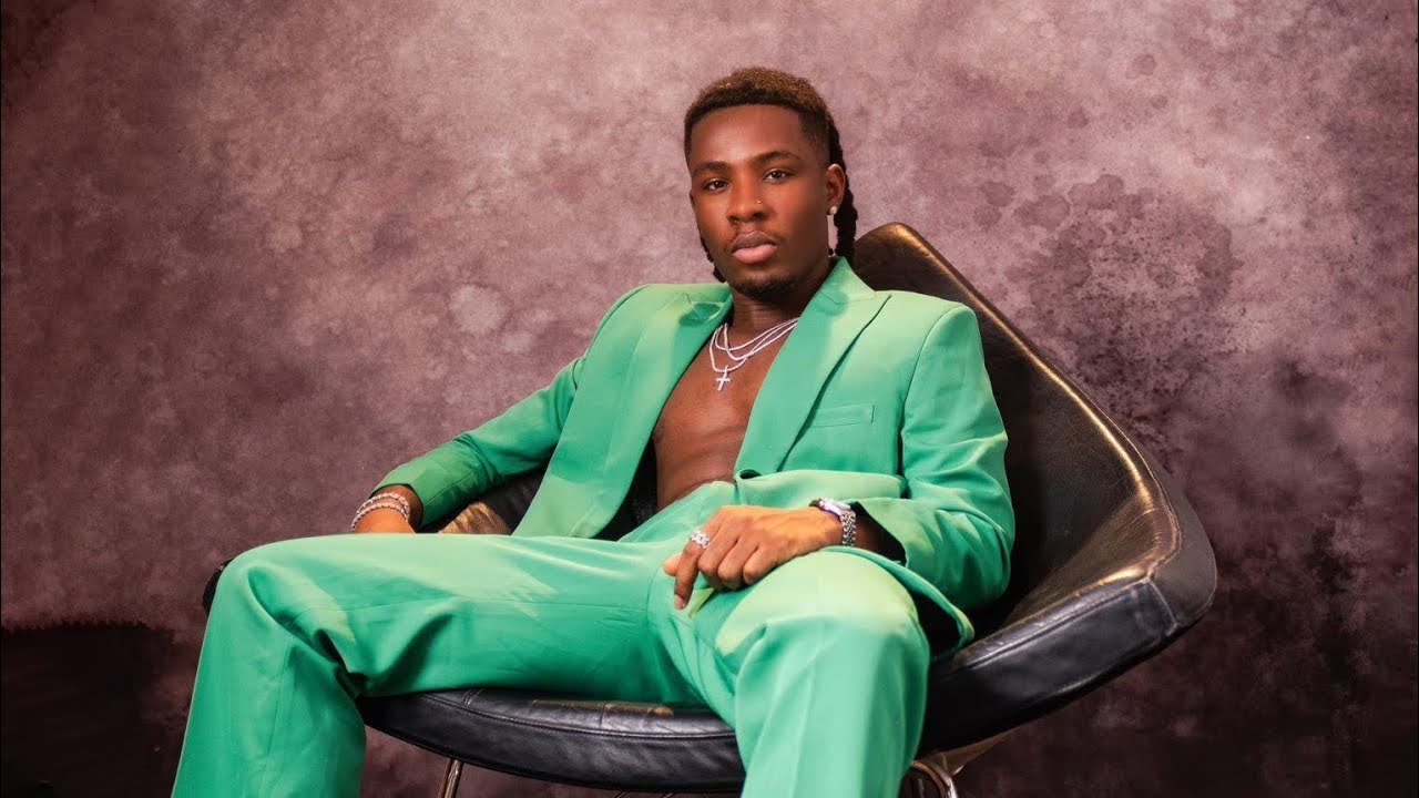 Fireboy DML -fire in my heart ❤️ (official lyrics video)