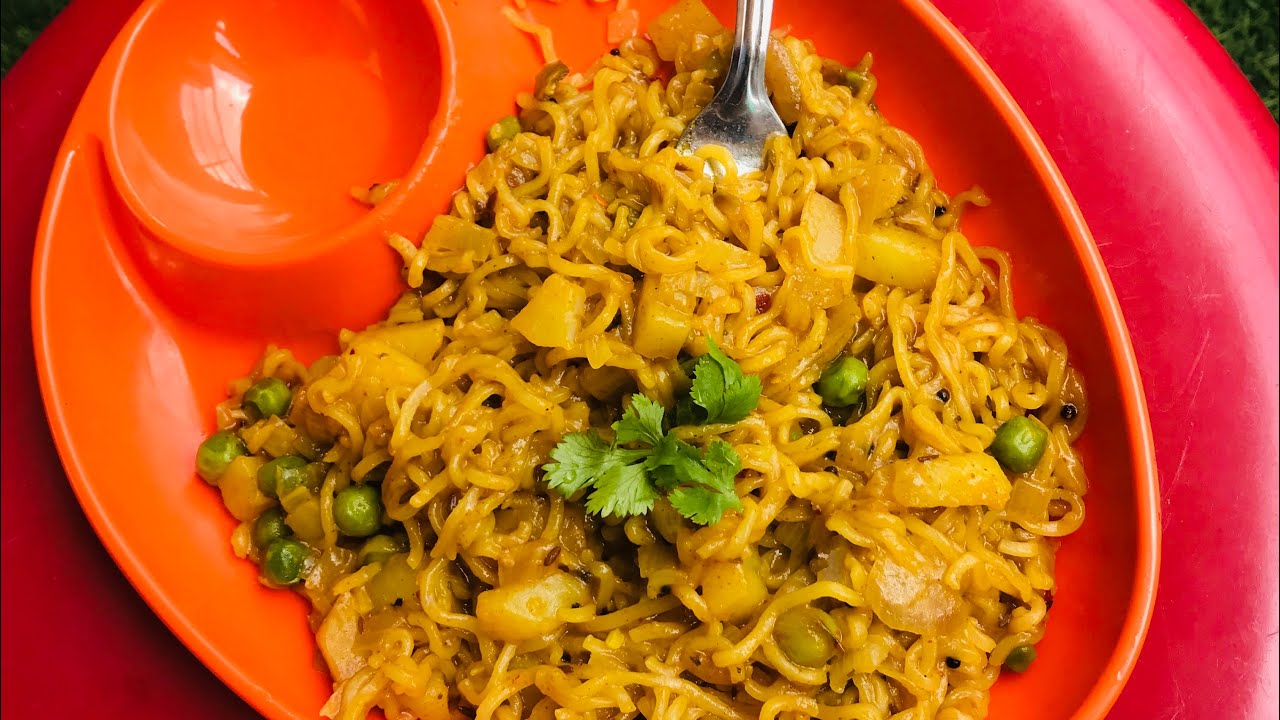 Maggi with Italian herbs 🌿 Potatoes ans peas 🤤 YouTube
