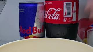 可樂加紅牛=?竟然……明知結果還要試
