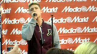 E.M.D. - Alone, live @ MediaMarkt, Västerås