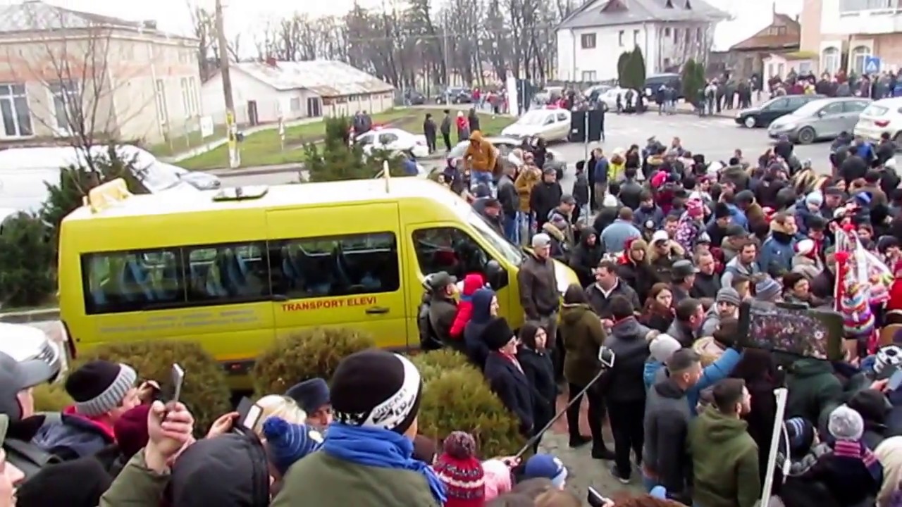 OBICEIURI DE ANUL NOU ( 2 )