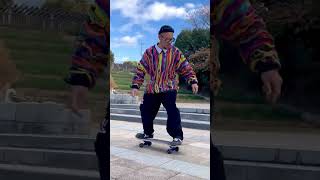 Creative skateboarding by @hidecomply