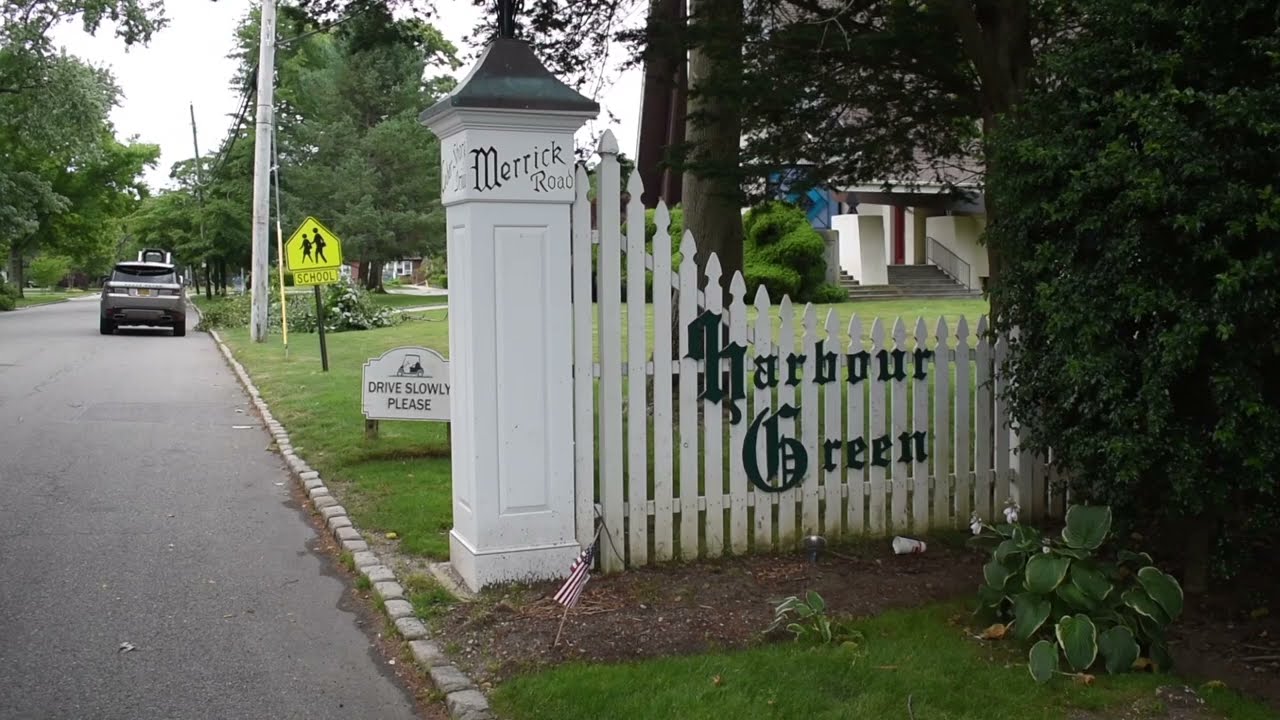 103 Exeter Rd Massapequa in Old Harbor Green Listed for sale YouTube