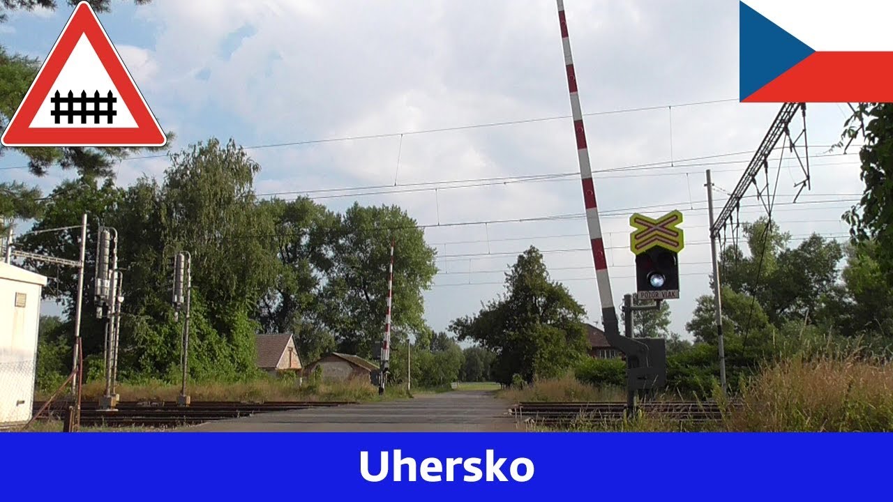 Železniční přejezd Uhersko - 5.8.2015