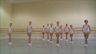 Método Vaganova 1 série: Centro Echappé e Sauté de 2 posição