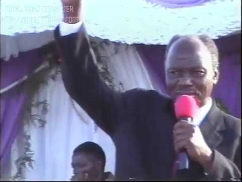 BISHOP DR MOSES KULOLA UJUMBE KIKOMBE NIKINYWEACHO UTAKINYWEA 2
