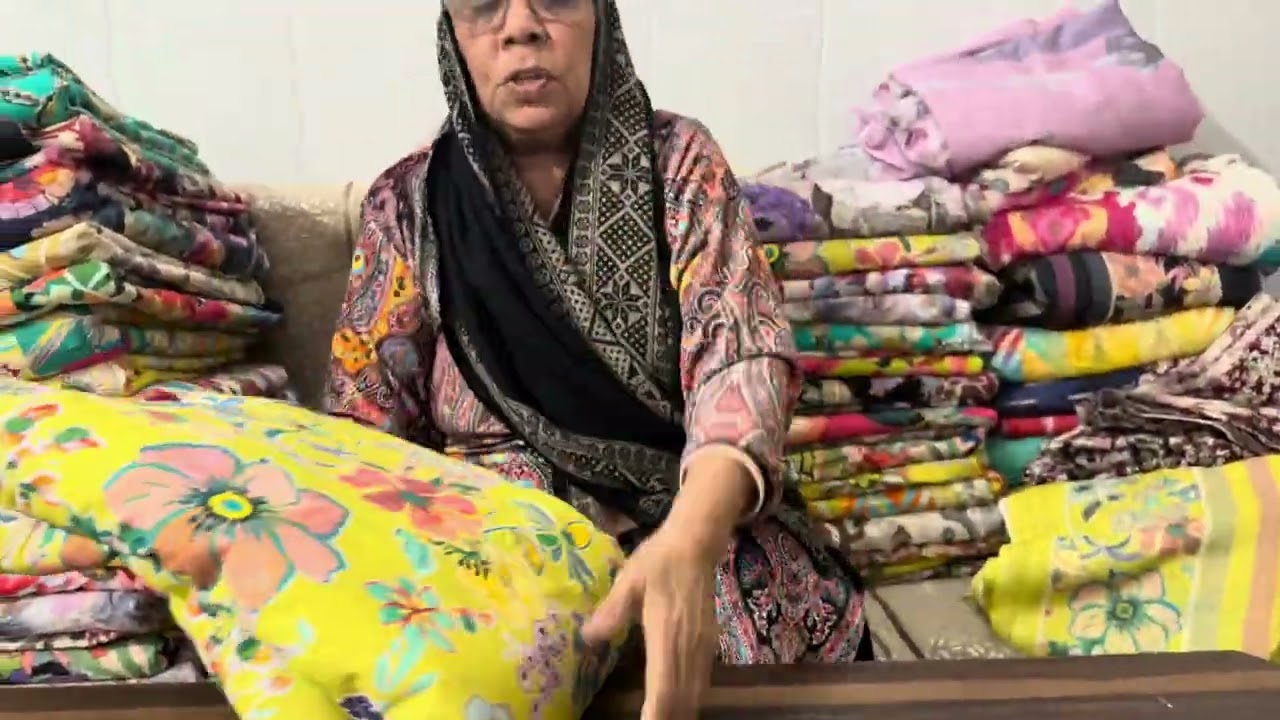 इतने  सारे प्रिंट 👌🏼 हलचल मचा दी सूटों ने 🔥 Classic #Cotton designer लेटेस्ट सबसे अलग ❤️8053455432🌹 