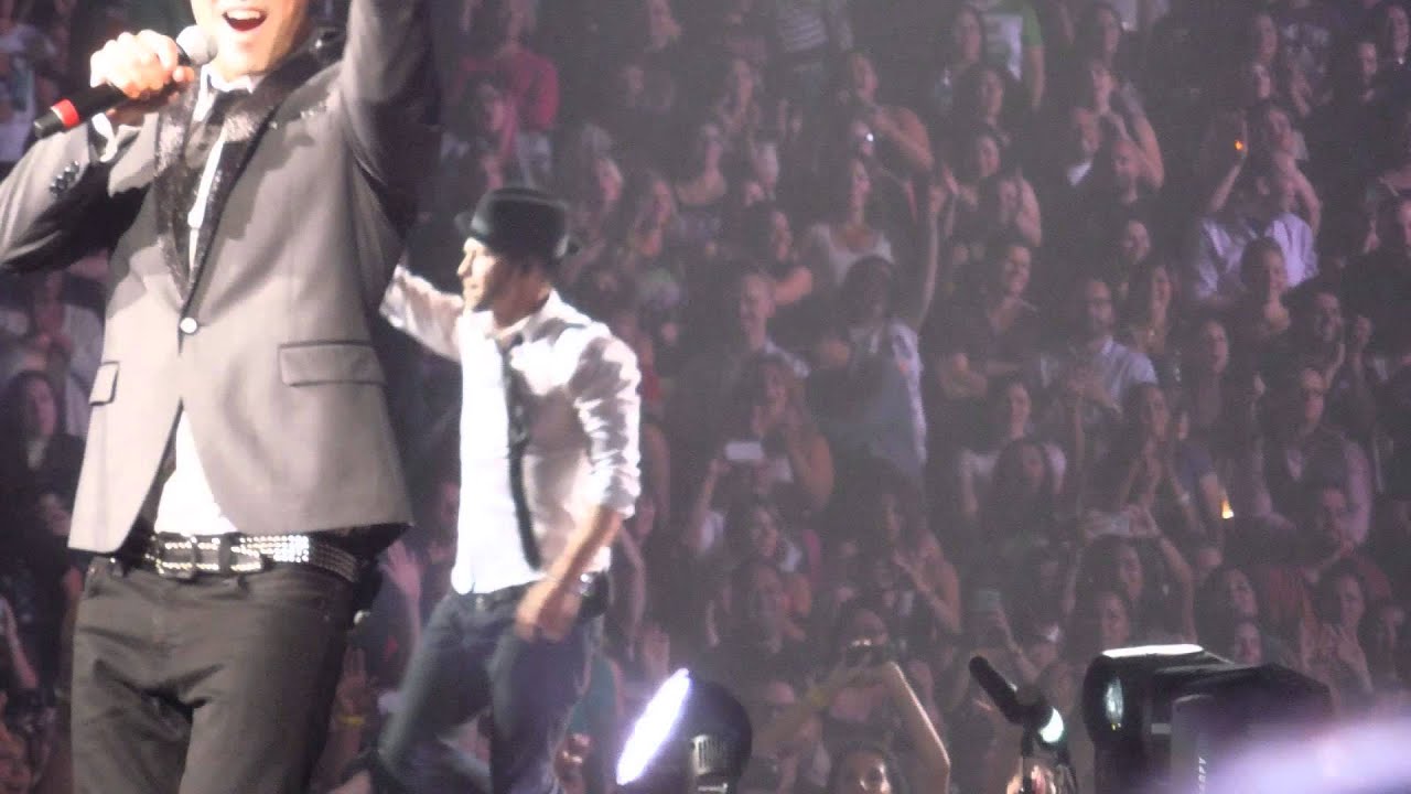 Donnie dances with Artemis Pebdani @ Staples Center, LA 7.5.13 - Remix / New Kids on the Block