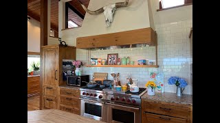 Inside PIONEER WOMAN LODGE - Drummond Ranch | Kitchen & Living Room | Tour FOOD NETWORK Cooking Show