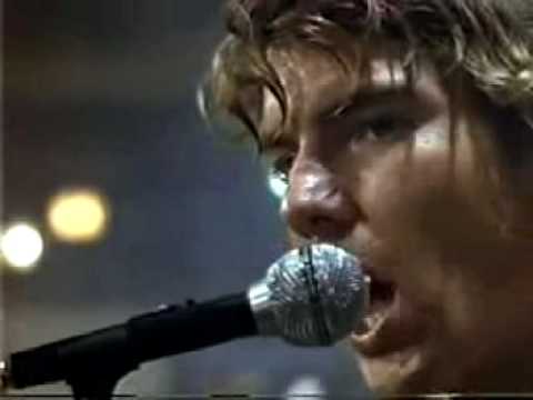 Dennis Quaid performs "If You Don't Know By Now"