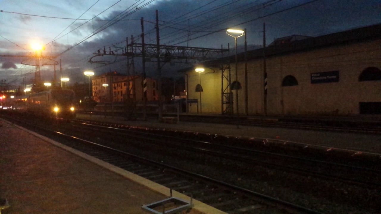 Fs Trenitalia Locomotive E402 120 At Chiusi Youtube