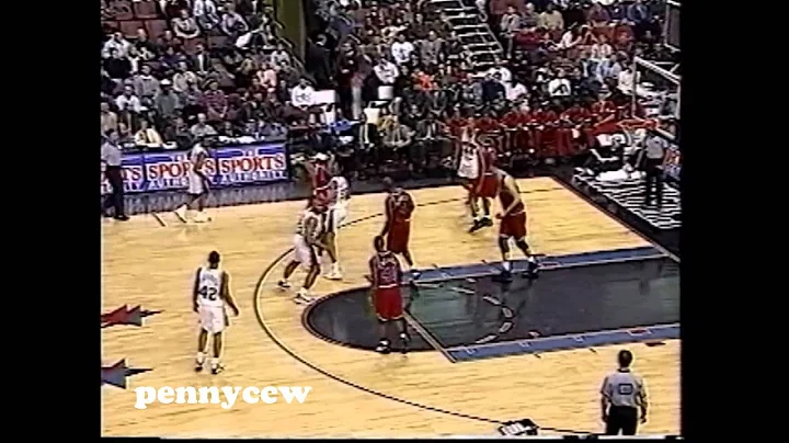 Throwback: Iverson & Stackhouse vs Webber & Howard...