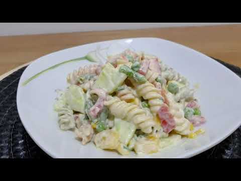 Video: Pastizio Sa Salatom Od Povrća