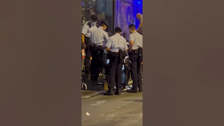 香港警察 查老外身份證 - 天天要聞