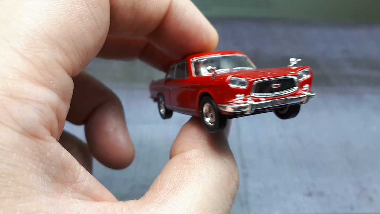 1/64 Prince Skyline Sport Coupe by Kyosho , diecast car model