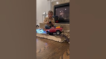 New mud pit from crawler trax! 🤩 Awesome indoor obstacle! Link is in the description 👍🏻 #shorts