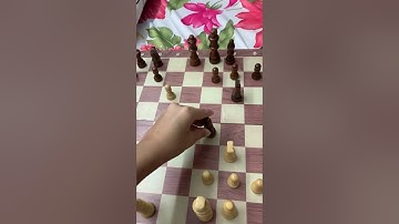 Tuyệt chiêu song hậu giác đấu chiếu hết trong 7 nước cờ