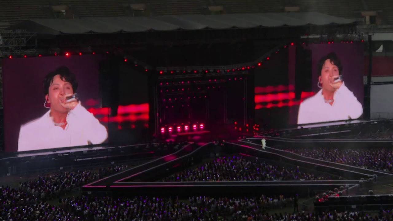 BTS Love Yourself In Seoul DAY1 - Trivia: Just Dance (J-Hope Solo)