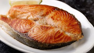 【1mintips】鮭魚箱來了！大廚教你煎烤鮭魚，四種嚇一跳美味 ... 