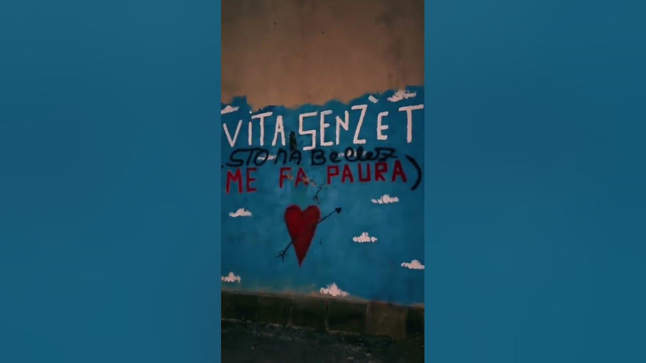 Rovinano il murales di Rocco Hunt 