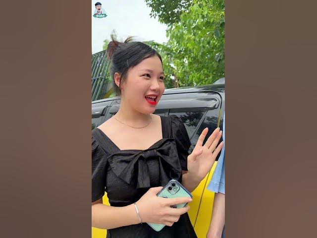 Outline Video Vận đen khi nhặt được vàng | Lò A Tôm xuống phố tập 43 | Tôm channel official #Shorts