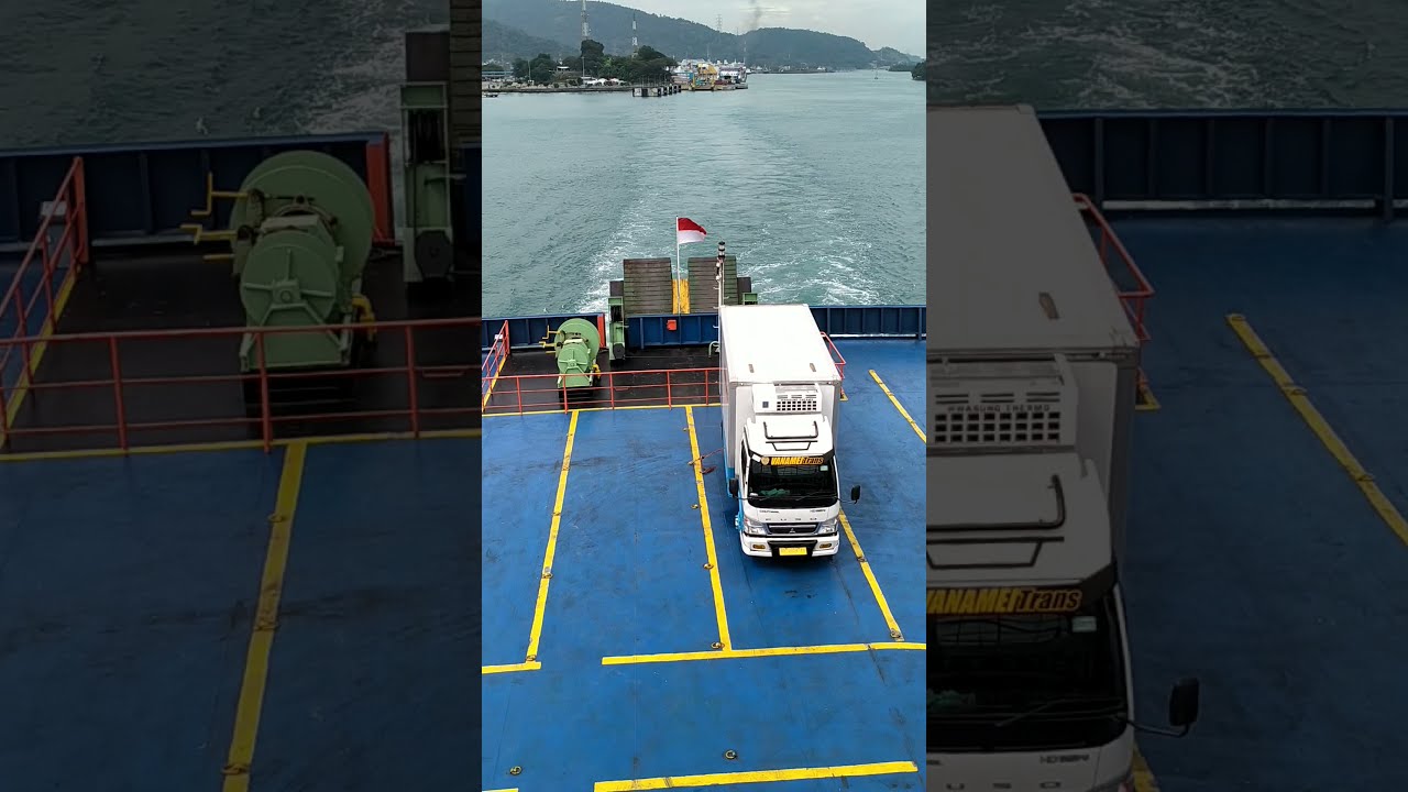 MERAK-Bakauheni & Bocah penyelam untuk mendapatkan koin.