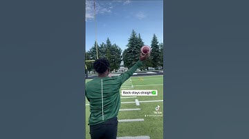 Do this to throw BETTER! #football #madden #nfl #quarterback #sports #ncaa #d1 #throwing #qb