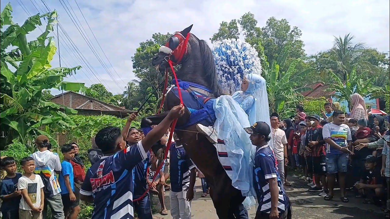 Arak-arakan desa wareng 28des25