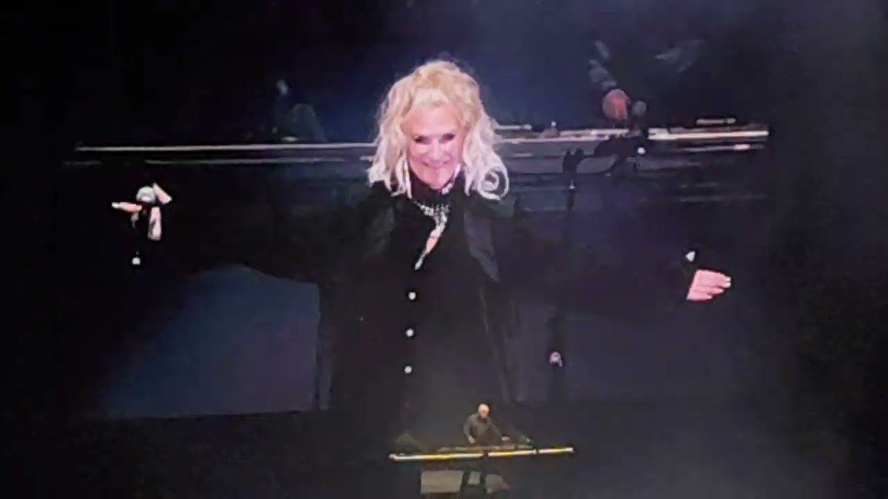 Jan Wayne feat. Charlene - Kiss Radio Millennium Explosion 2025 - O2 Arena