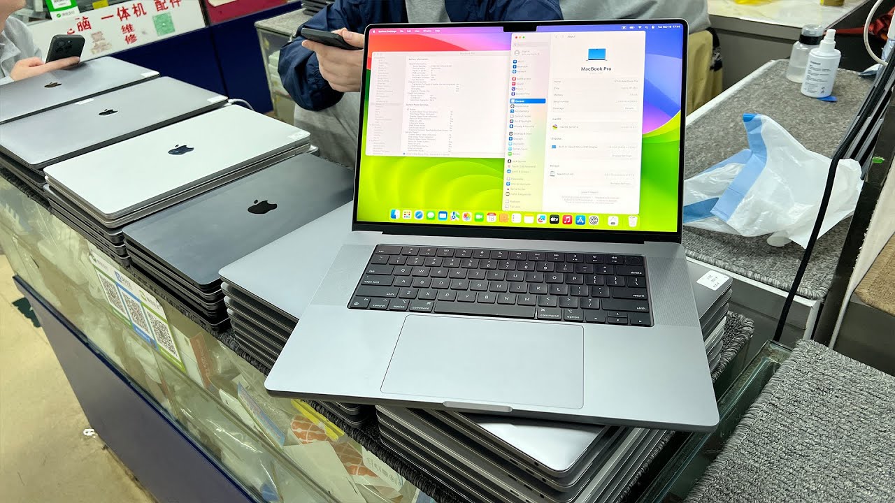 MacBook Pro M1 MAX 64GB 4TB 16-inch, battery capacity 94%, fair