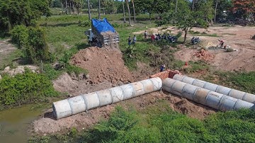 This Project bury Sewer system drain the water work by Skill driver bulldozer with 5ton dump truck