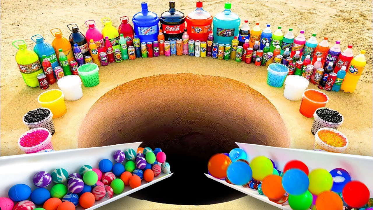 EXPERIMENT Big Toothpaste Eruption from Giant Fanta, Pepsi, Coca Cola