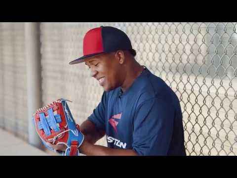 José Ramírez On Easton Gloves