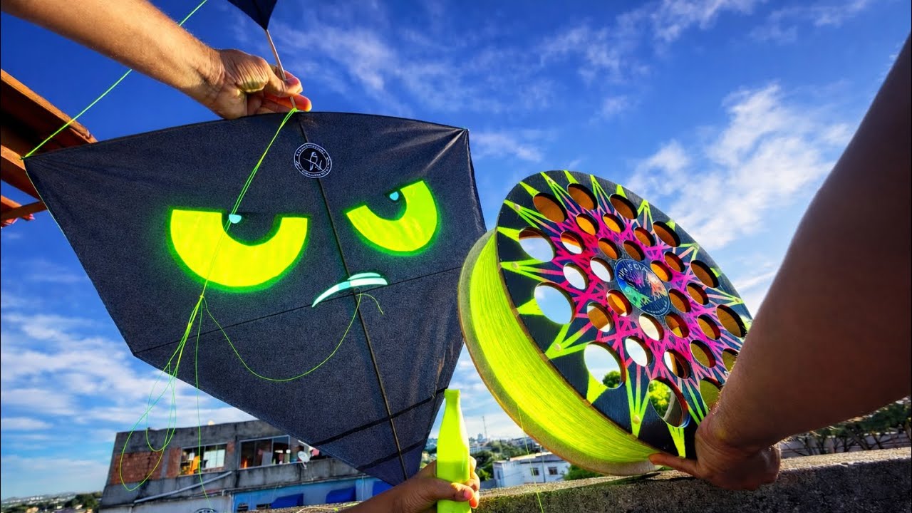 Buscando de Cima da Laje com o Novo  Cerol cor de Abacate com o Pipão de 85cm do Coleirinho