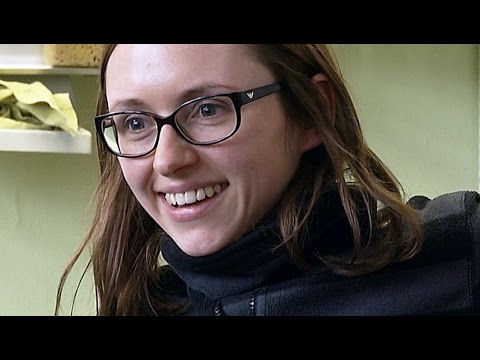 Zwischen Den Stühlen Trailer Zwischen Den Stühlen Trailer