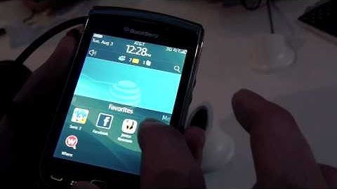 BlackBerry Torch 9800 Video First Look!