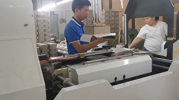 Rigid box wrapping machine with smart setting function/เครื่องห่อกล่องแข็งพร้อมการตั้งค่าอัจฉริยะ