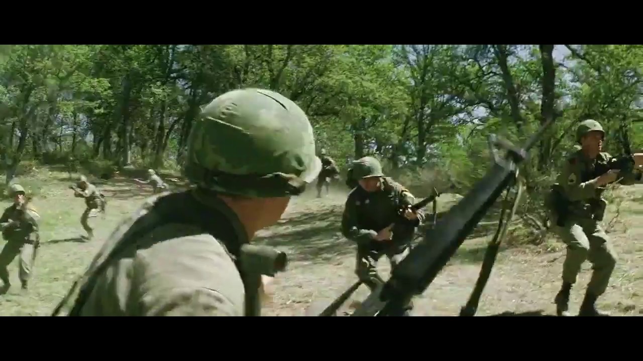 We Were Soldiers (2002) - Stay Down