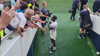 Yves Bissouma is LOVING life at Tottenham right now!