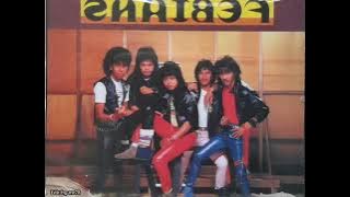 Penantian / Febians