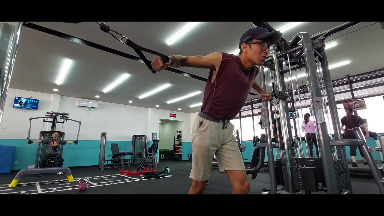 Cable Chest Workout - YouTube