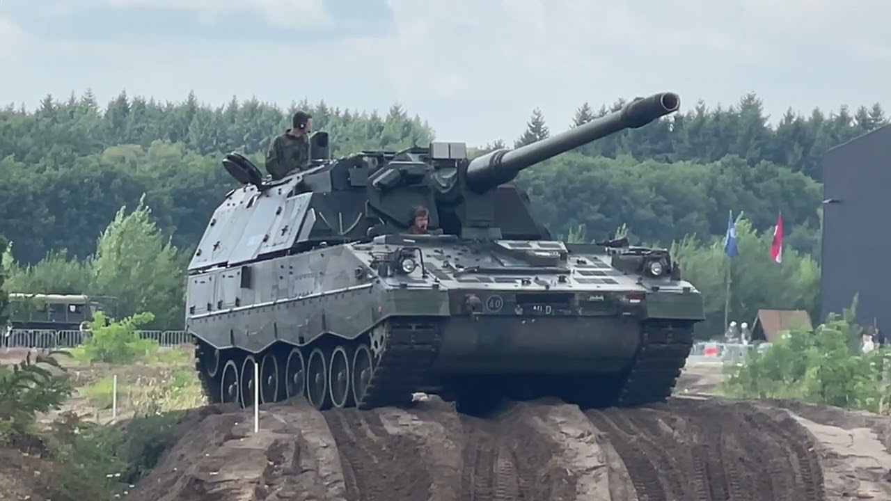 Tankshow Soesterberg , NMM Zomeroffensief 2025.   30-08-25