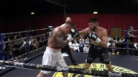 FULL FIGHT Matt Stark McCallum vs Greg O'Neill FUL...