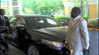 Sa Poko Anyen: Yves et Yvan