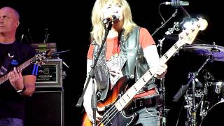 Suzi Quatro - Spotlight (Crocus City Hall, Moscow, 19.11.2012)