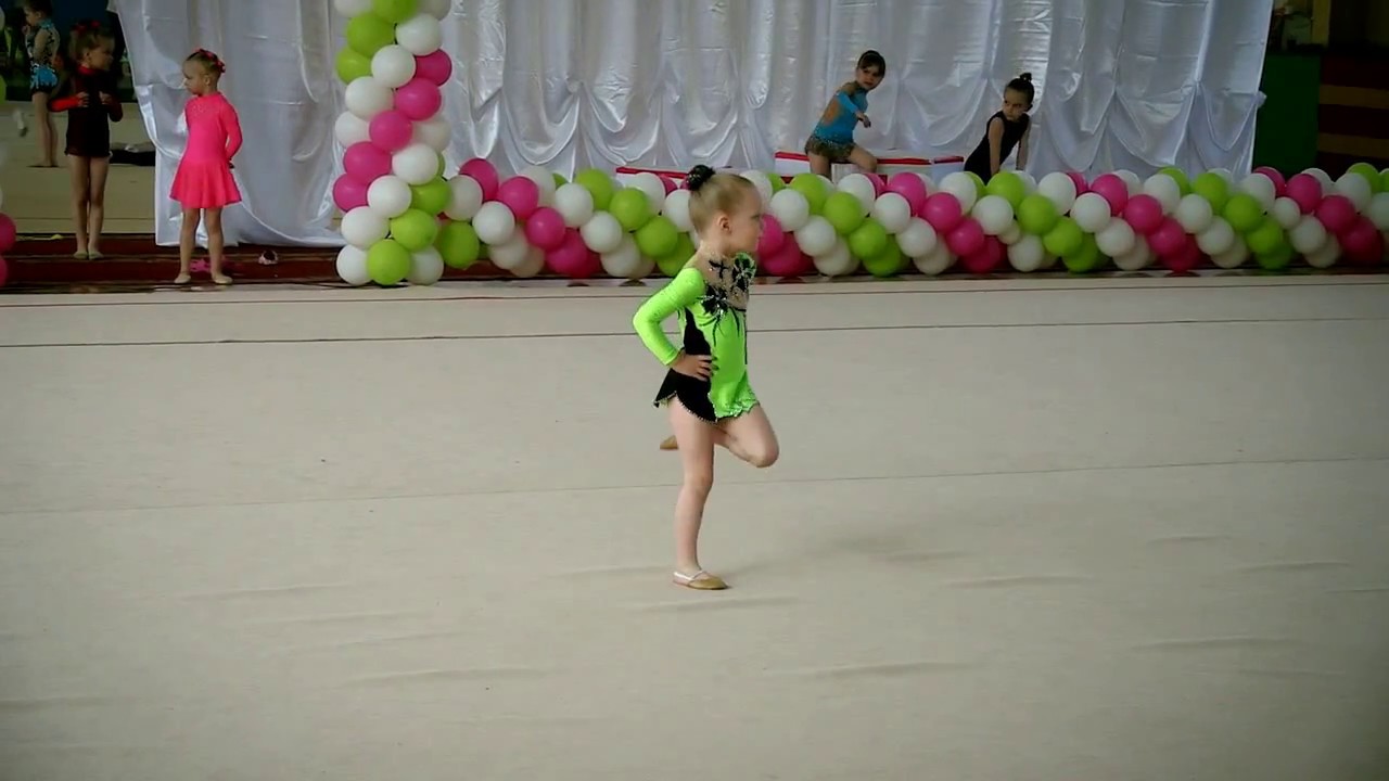 Maria Shvayka Gimnasia ritmica, 3 años, Rhythmic gymnastics 