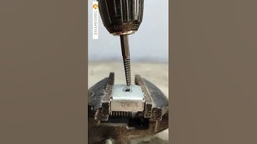 Thumbnail of Broken screw extractor