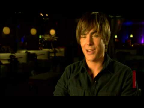 17 Again Movie Trailer - Matthew Perry and Zac Efr...