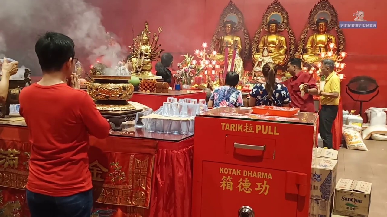 WIHARA DHARMA BHAKTI PETAK 9 JAKARTA  YouTube